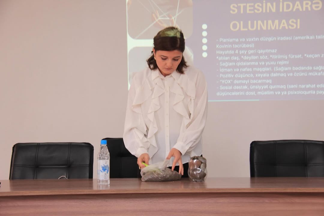 Psixologiya Klubunda maarifləndirici təlim təşkil olunub