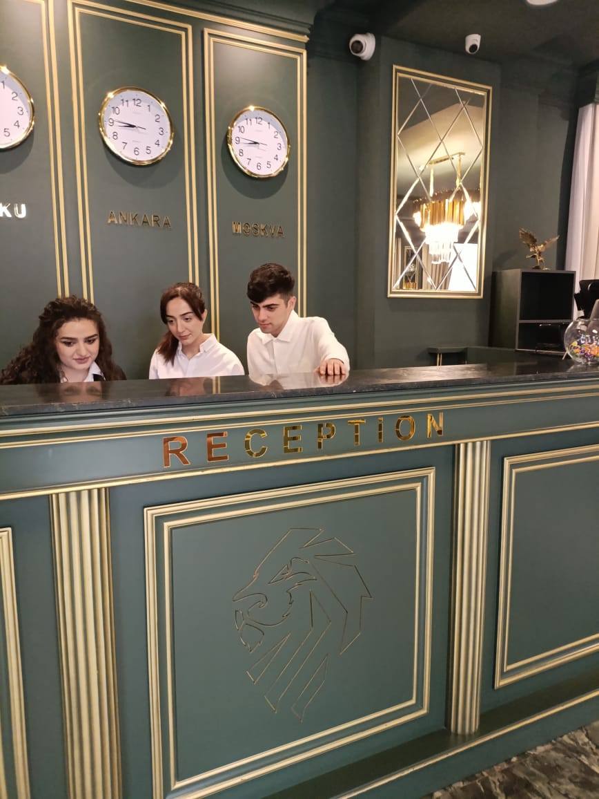 4-cü kurs tələbələrinin təcrübələri davam edir