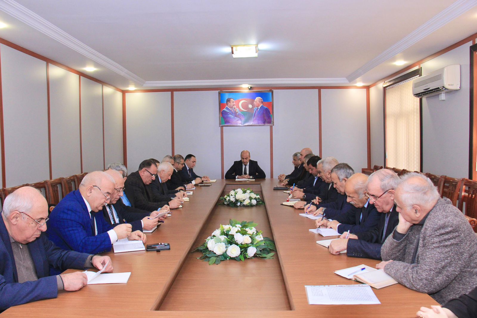 ATU-da qış imtahan sessiyasına hazırlığa dair iclas keçirilib