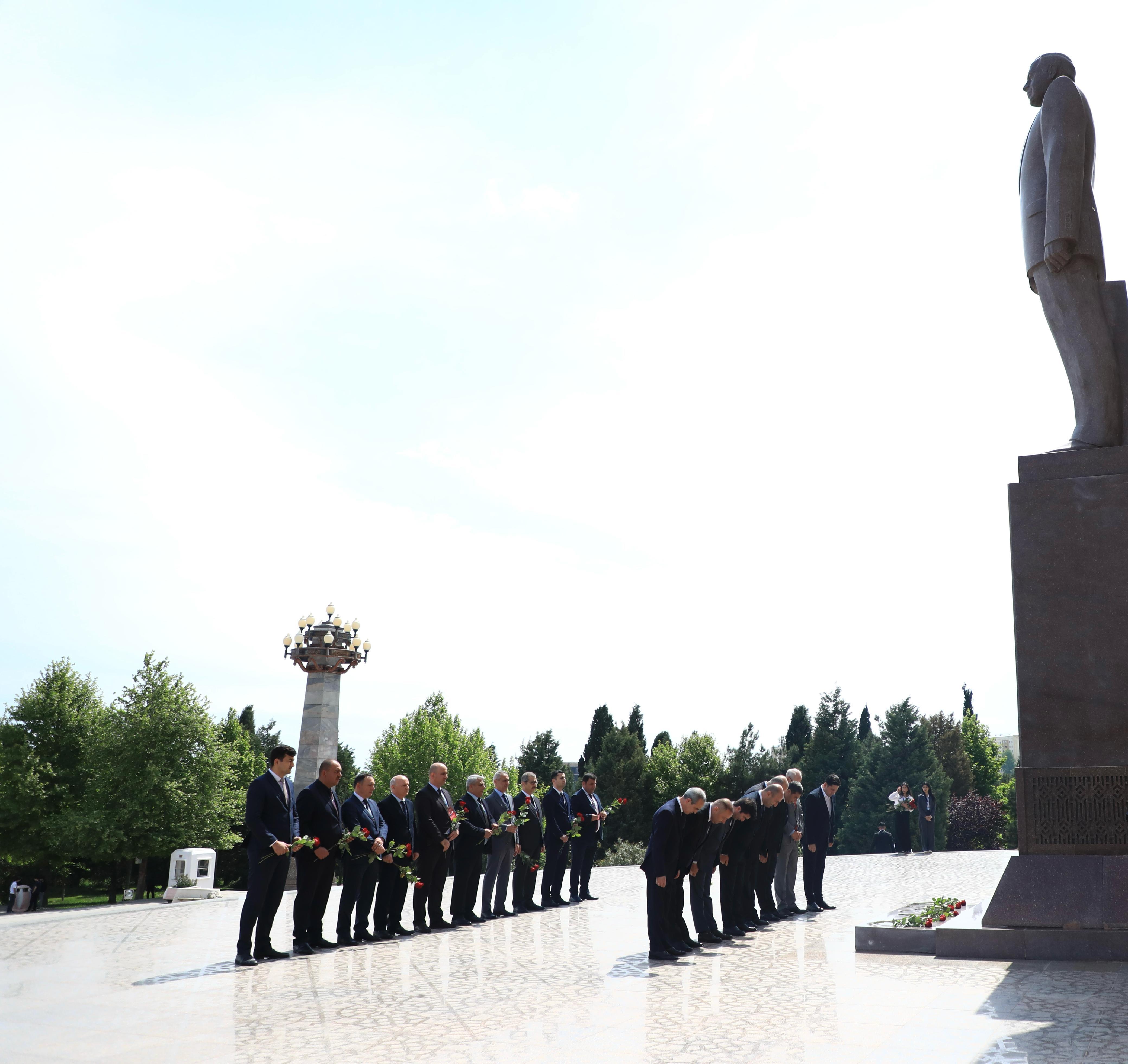 ATU-da Ümummilli Lider Heydər Əliyevin anadan olmasının 102 illiyinə həsr olunmuş Beynəlxalq Elmi-Praktik Konfrans keçirilib