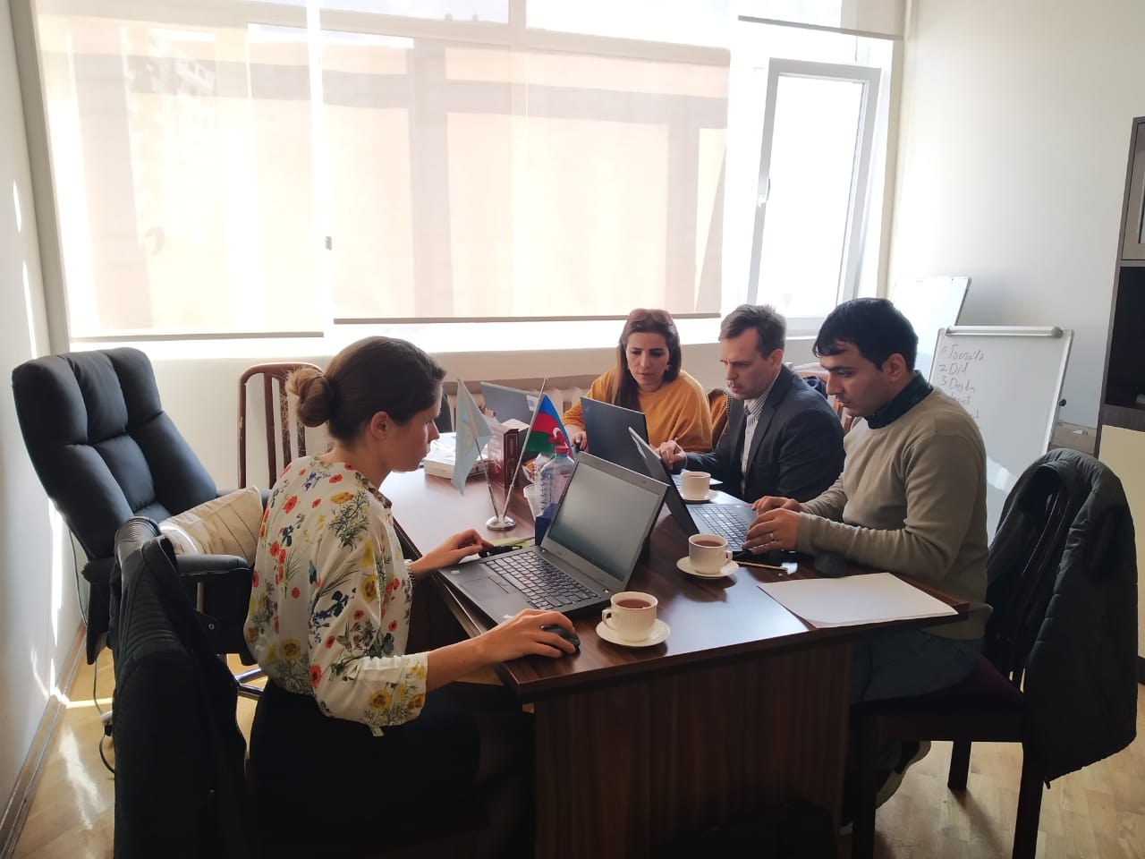 UTECA nümayəndəsi avropa təhsil ekspertləri ilə müzakirələrdə