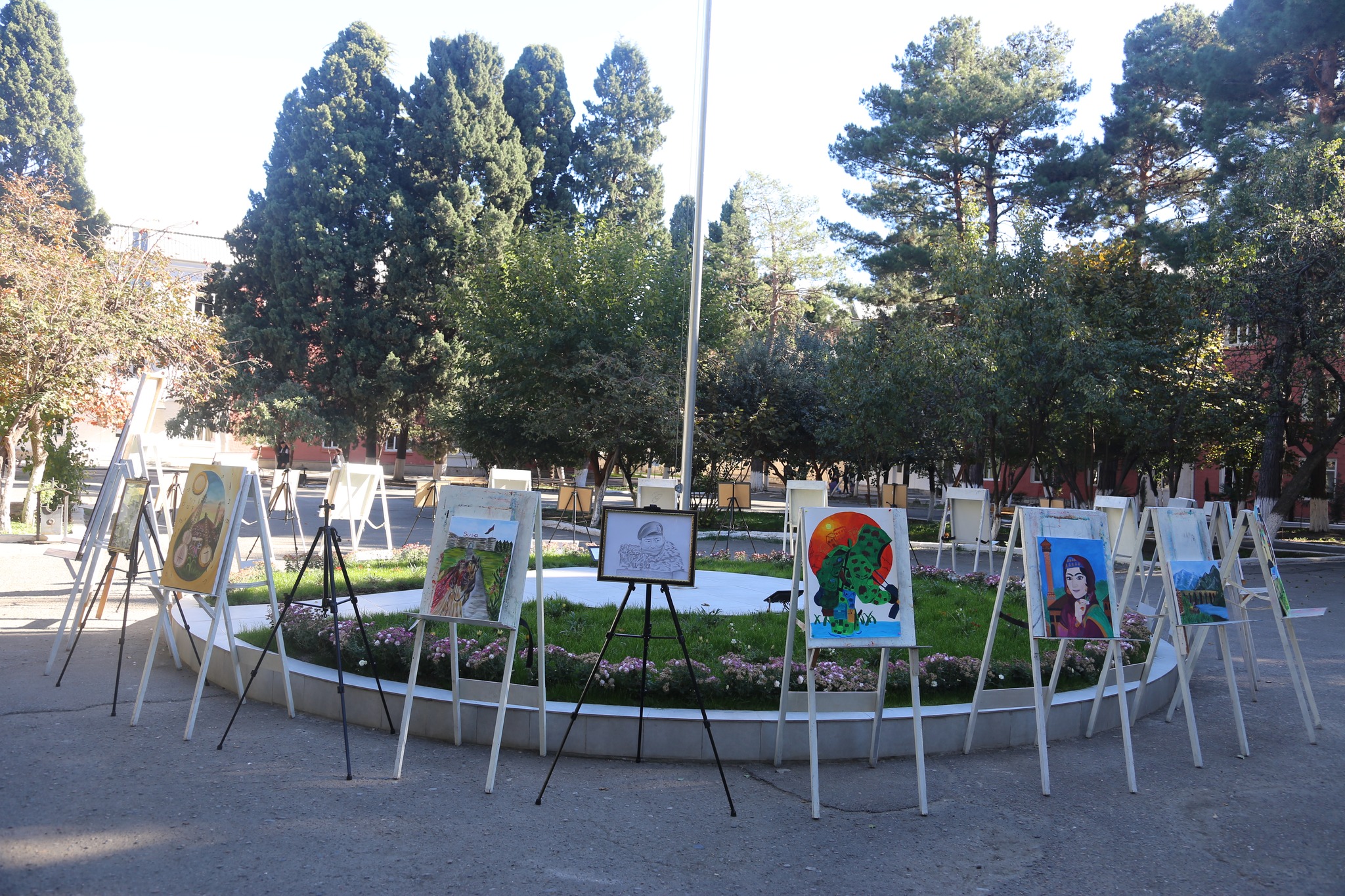 “Müasir elmin aktual çağırışları və nailiyyətləri” adlı respublika elmi-praktik konfransı keçirilib