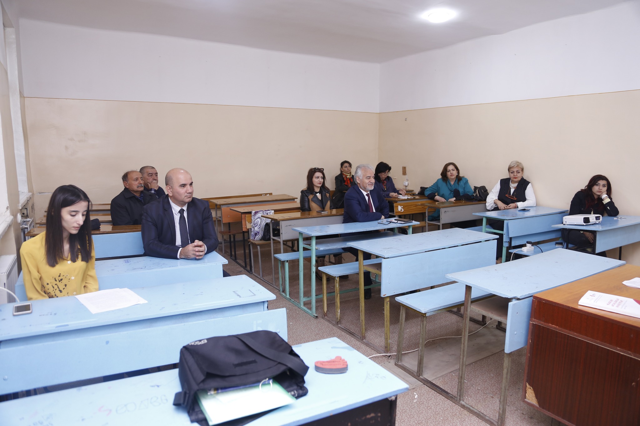 “Müasir elmin aktual çağırışları və nailiyyətləri” adlı respublika elmi-praktik konfransının panel iclasları davam edir