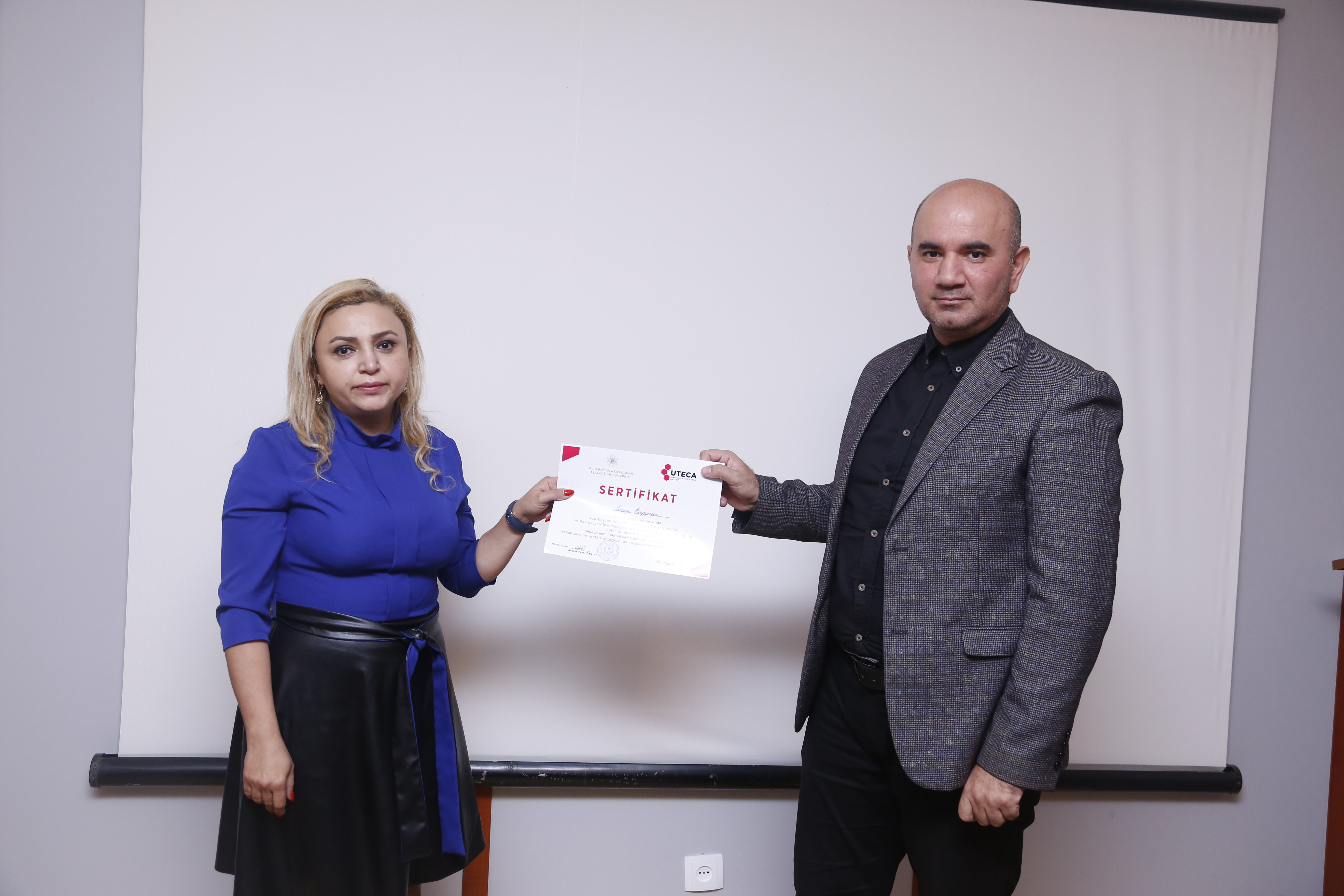 Konfransının iştirakçılarına sertifikatlar təqdim edilib