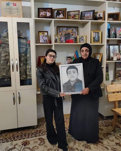 Azərbaycan Texnologiya Universitetinin əməkdaş və tələbələri universitetin şəhid tələbəsi Kənan Ömərlinin Göyçay rayonunda yaşayan ailəsini ziyarət ediblər